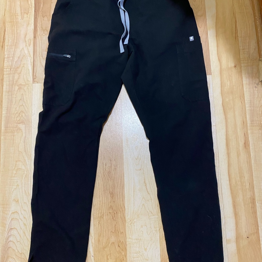 Figs Black Joggers with Tapered Fit and Drawstring Waist
